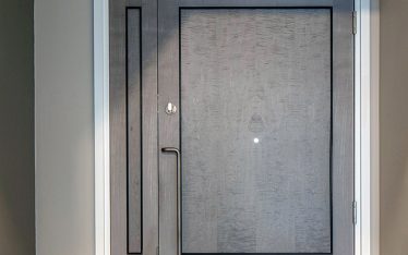 Shadbolt dyed grey veneered doors at 21 Young Street Kensington